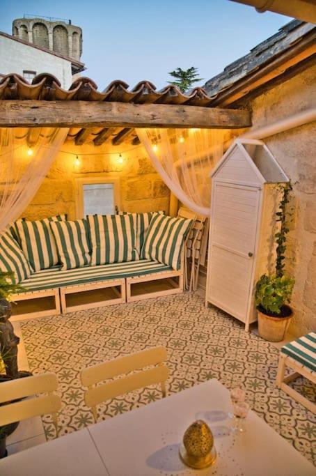 Appartement-Terrasse Centre Historique 위제 외부 사진