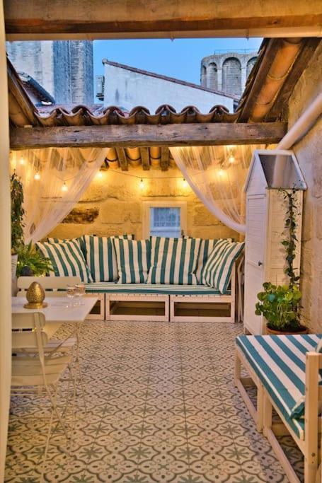 Appartement-Terrasse Centre Historique 위제 외부 사진