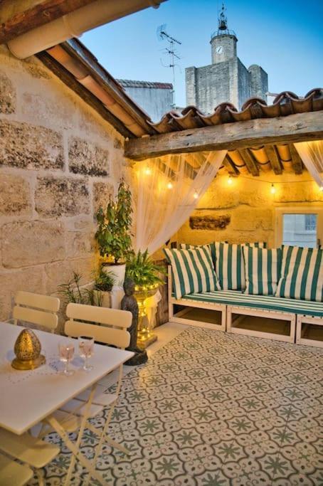 Appartement-Terrasse Centre Historique 위제 외부 사진